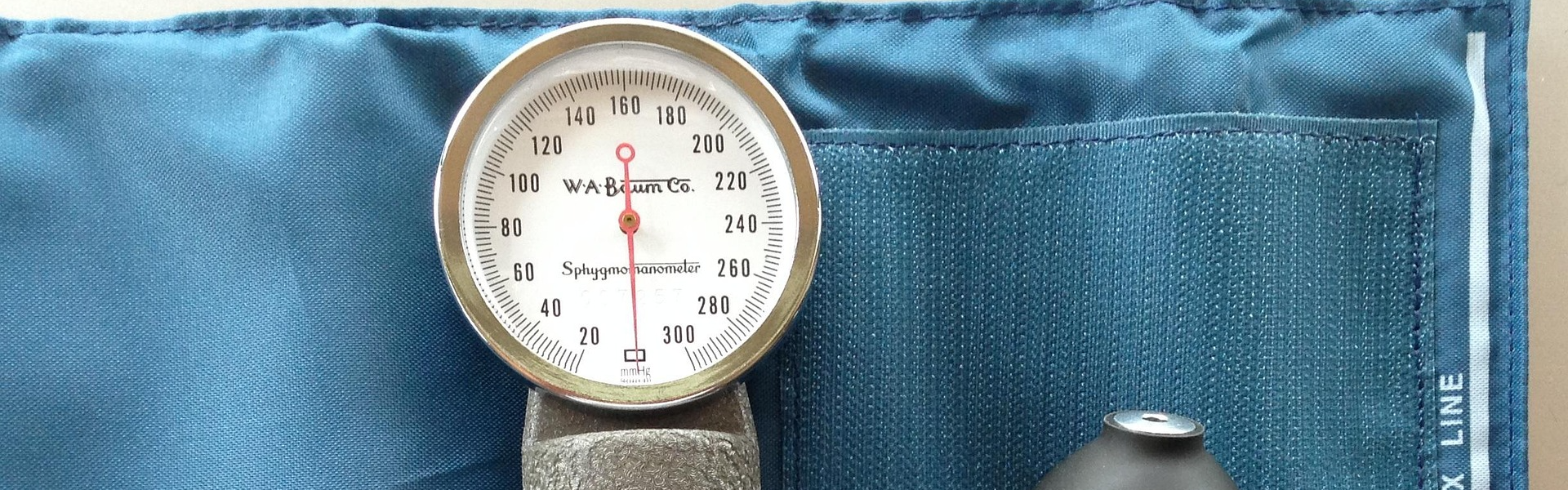 Det er vigtigt at holde øje med dit blodtryk og ændre din livsstil for at få det under kontrol.