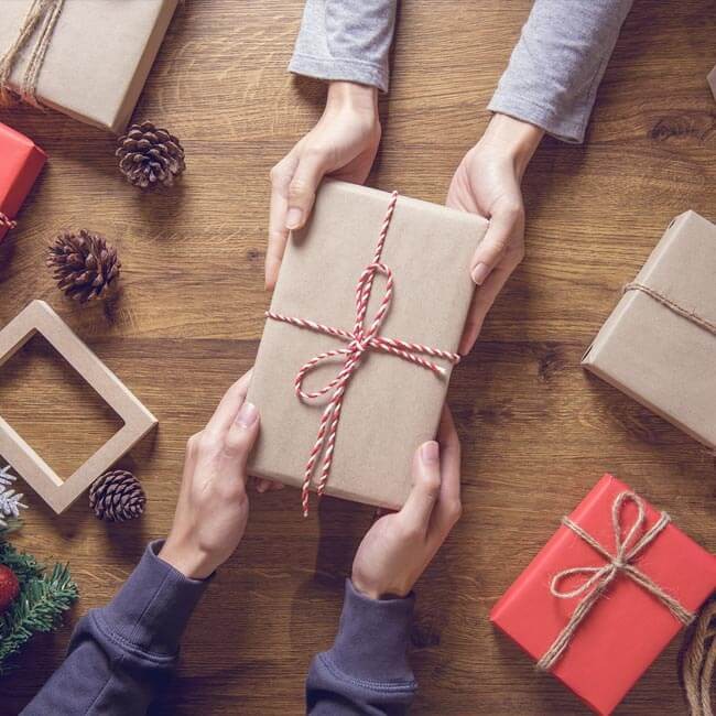 Gode julegaver til hele familien – 6 idéer til ham og hende
