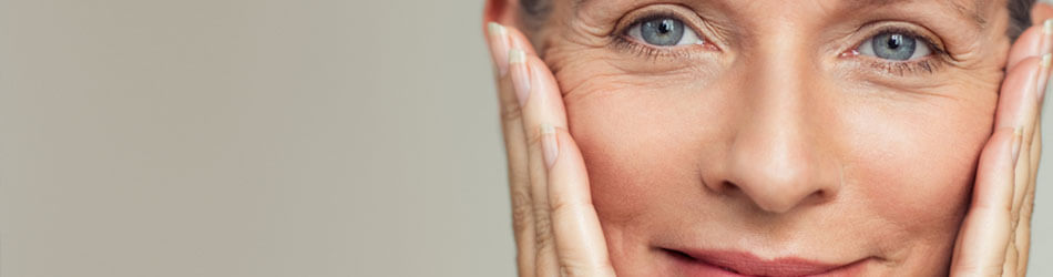 Collagen er et essentielt protein for din hud, led, sener, blodkar, knogler og meget mere, og er vigtigt i et anti-aging-perspektiv. Collagen er et essentielt protein for din hud, led, sener, blodkar, knogler og meget mere, og er vigtigt i et anti-aging-perspektiv.